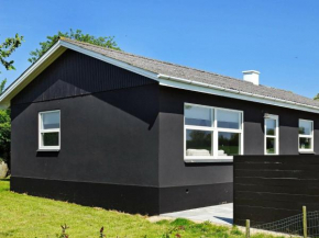 Four-Bedroom Holiday home in Frørup